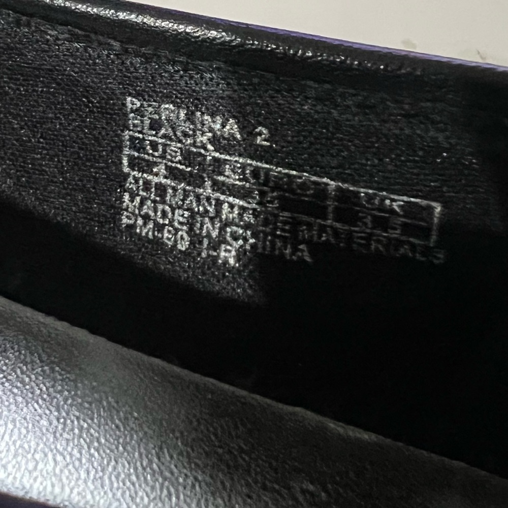 Michael Kors Black Dress Shoes with Silver Accents - Picture 10 of 10